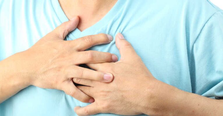 Torakalna osteohondroza često se manifestira kao bol u području srca